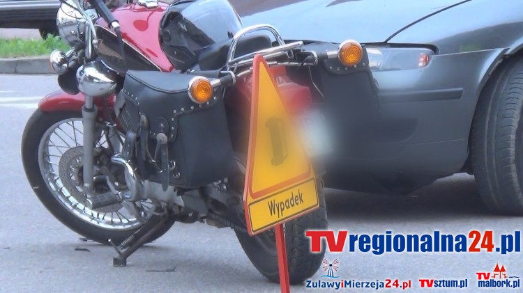 Malbork: Wypadek na ul. Mickiewicza, samochód potrącił motocyklistę&#8230;