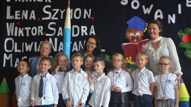 Dzień Edukacji Narodowej w Szkole Podstawowej w Mikoszewie.